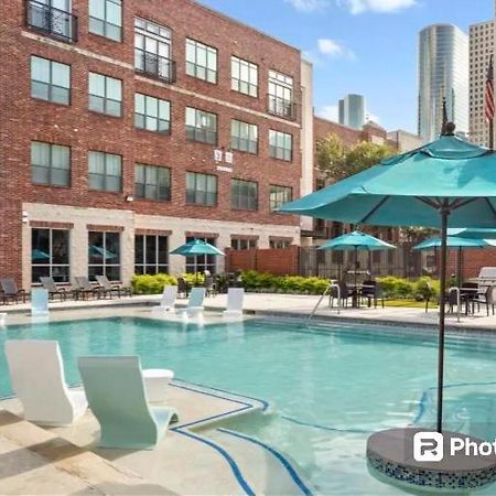 A Downright Downtown Delite Daire Houston Dış mekan fotoğraf